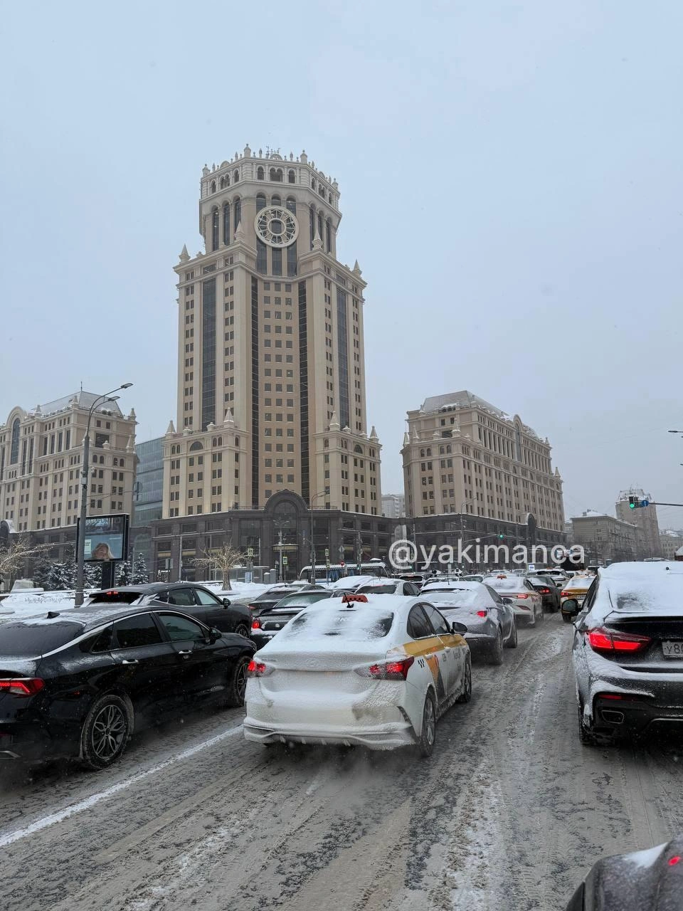 Москвичей призвали задержаться на работе или в гостях | Источник: Соседи. Якиманка-Замоскворечье / T.me