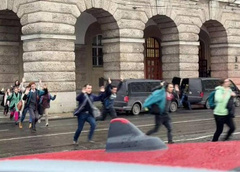 В институте Праги студент убил 10 человек, ранил 30 и покончил с собой