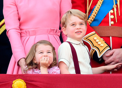 Трогательные фото детей герцогини Кембриджской на празднике Trooping The Colour