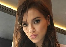 Лена Темникова не может выбрать мужу подарок