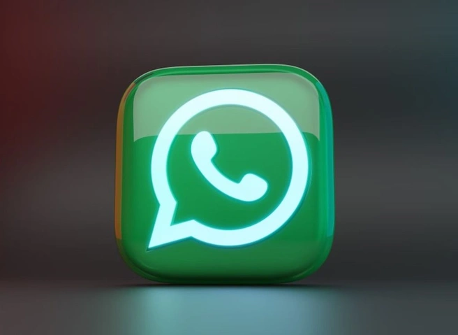 Эксперт по информационной безопасности назвал WhatsApp опасным мессенджером | ya62.ru