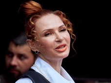 Эвелина Бледанс собралась замуж в третий раз
