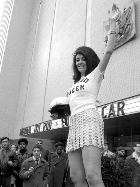 Необычные конкурсы красоты: Королева хот-рода 1969
