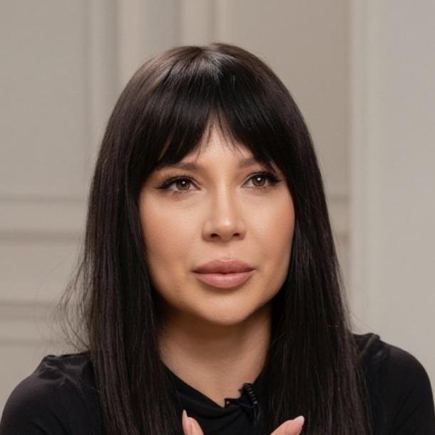 «Когда ты перестанешь хотеть заработать все деньги мира?»: больную раком Лерчек отчитали за полуобнаженное видео