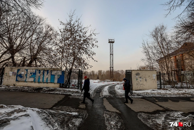 Пройти на стадион пока можно вполне свободно | Источник: Наталья Лапцевич