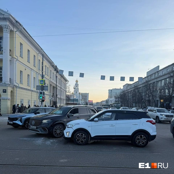 Источник: читатель E1.RU