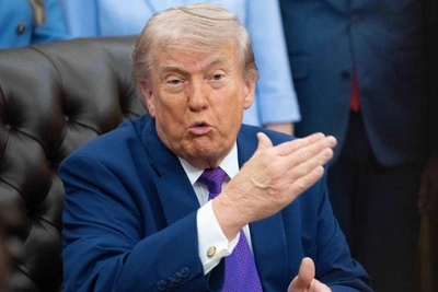 Трамп обрушился с бранью на сенатора и заявил «я здесь главный» на G7