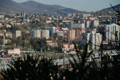 В Сочи 5 марта отключат воду и отопление в двух микрорайонах