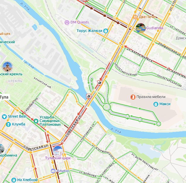 Пробка в районе ДТП немного уменьшилась | Источник: yandex.ru/maps