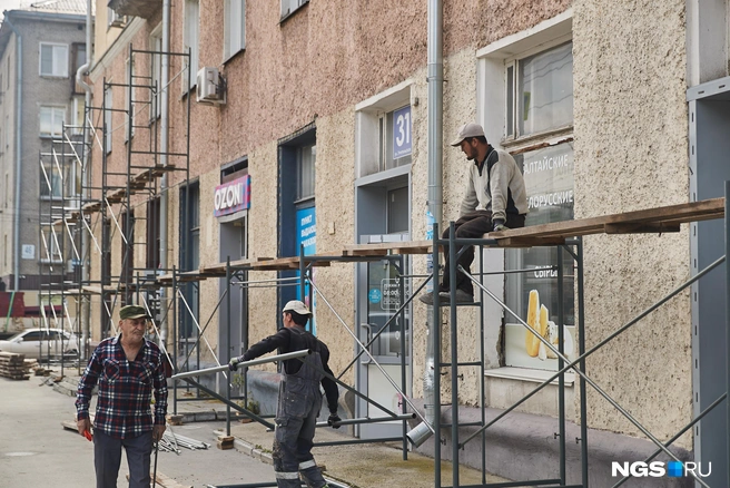 Кузбасс потерял деньги и время, за которое дома могли отремонтировать | Источник: Александр Ощепков / NGS.RU
