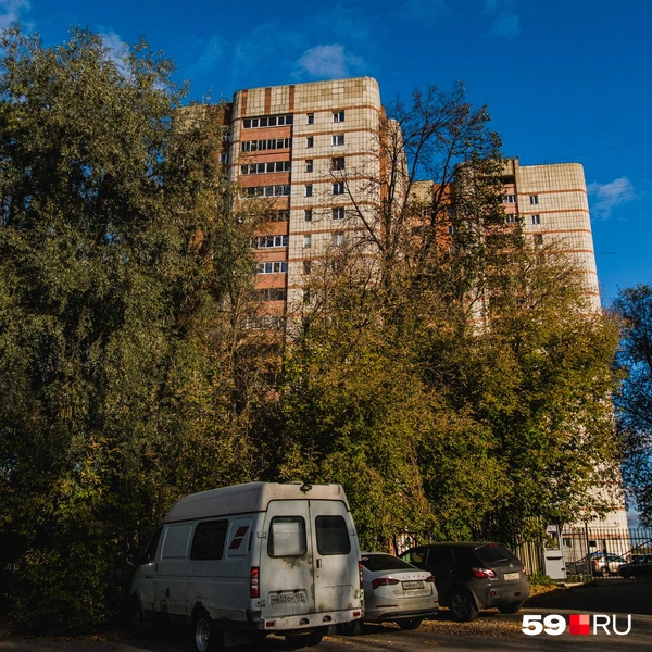 Дом на Кировоградской виден издалека | Источник: Тимофей Калмаков / 59.RU