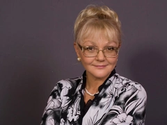 Как звезда «Покровских ворот» Марина Дюжева сбежала от сына дипломатов к каскадеру и выиграла счастье