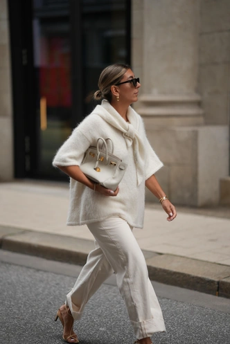 Почему стиль Old Money сильно старит? Почему стиль Old Money сильно старит?