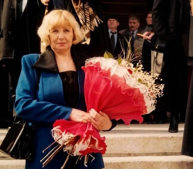Любовь Николаевна Пташко работает преподавателем почти 40 лет, она выучила пять поколений пластовчан | Источник: Любовь Пташко