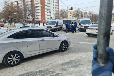 Скорая помощь столкнулась с автомобилем в Екатеринбурге