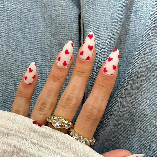 Источник: соцсети phoebesummernails