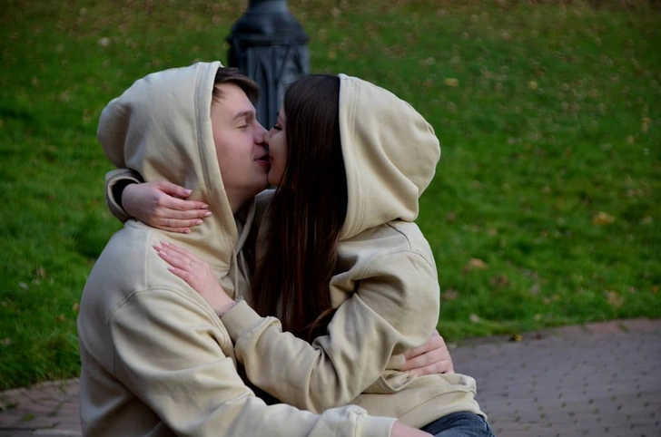 Трансвеститтік порно әдемі