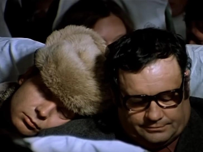 Кадр из фильма «Ирония судьбы, или С легким паром» (1976) | Источник: Киноконцерн «Мосфильм» / YouTube