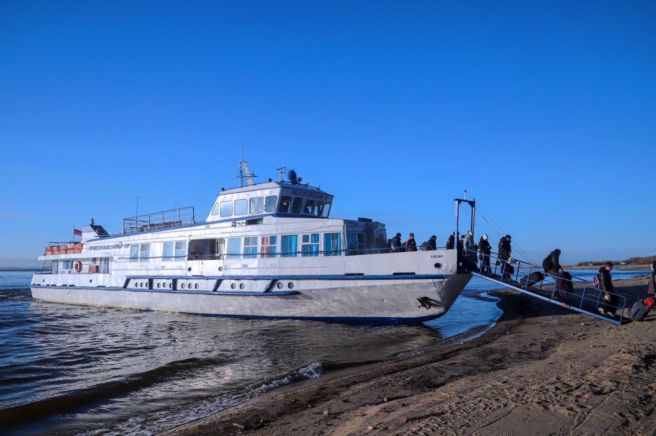 Теплоходы в Нижний Бестях будут курсировать до 23 октября. После — трансфер до ж/д вокзала будет ст…