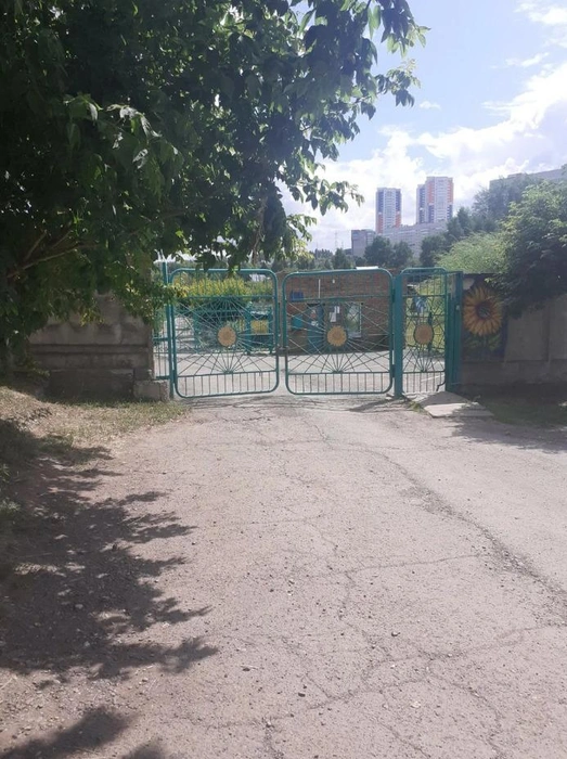 Порадовало, что потенциальному злоумышленнику так просто в здание не попасть | Источник: «Яндекс.Карты»