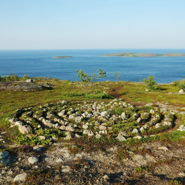 Лабиринт на острове Немецкий Кузов | Источник: Евгений Марсаков