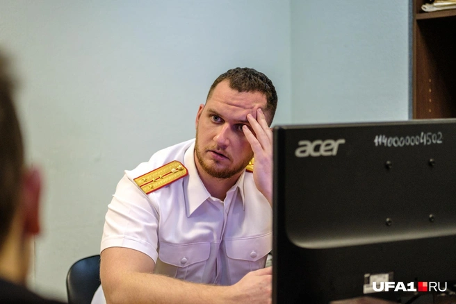 В памяти следователя-криминалиста много разных дел | Источник: Булат Салихов / UFA1.RU