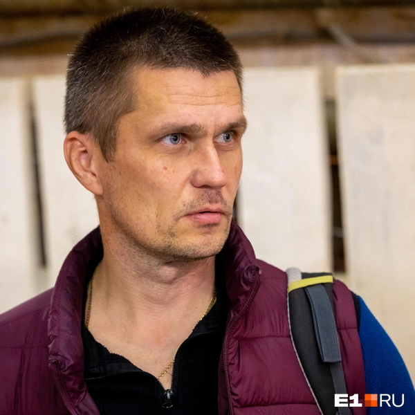 Тренер секции скалолазания и спортивного туризма Сергей Балыбердин. Его спортсмены занимают призовые места на областных и всероссийских соревнованиях | Источник: Владислав Лоншаков / E1.RU