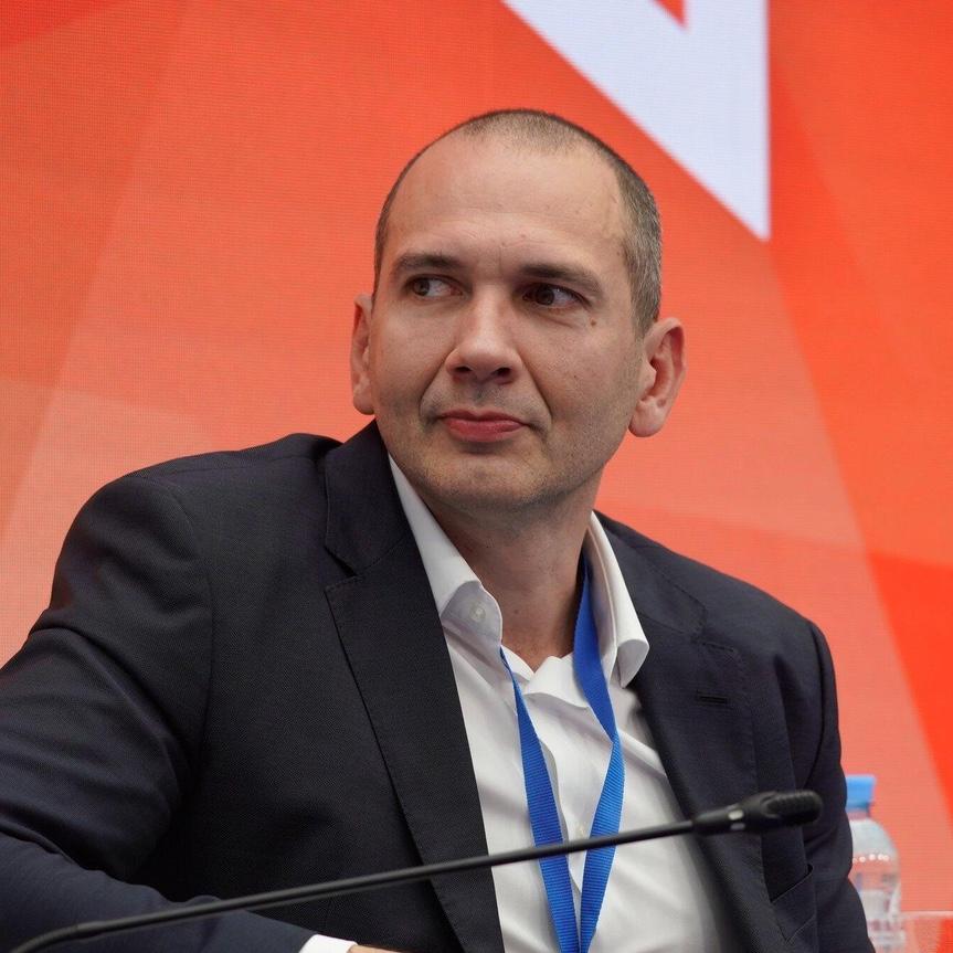 «У нас горе»: молодая жена погибшего замминистра труда Скляра прокомментировала домашнее насилие в их семье