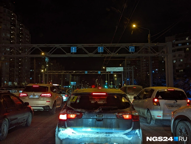 Не на всех дорогах много снега | Источник: читатель NGS24.RU