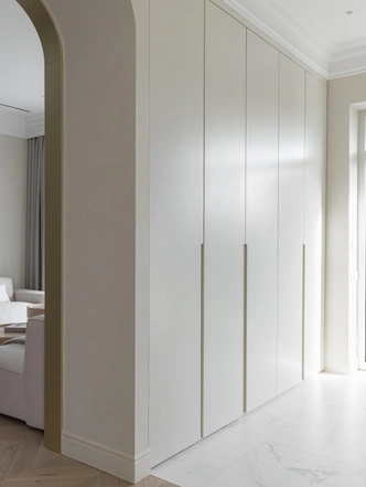 Вся корпусная мебель, Rivolo. | Источник: Лиза Гуровская. Стиль: Анна Стрижак