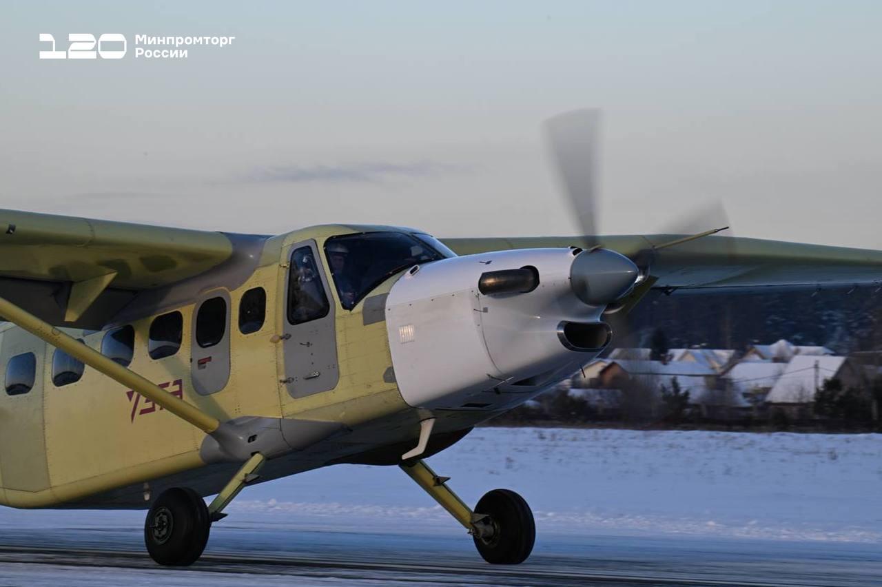 Rusko letalo "Bajkal" uspešno opravilo prvi polet z domačim motorjem VK-800