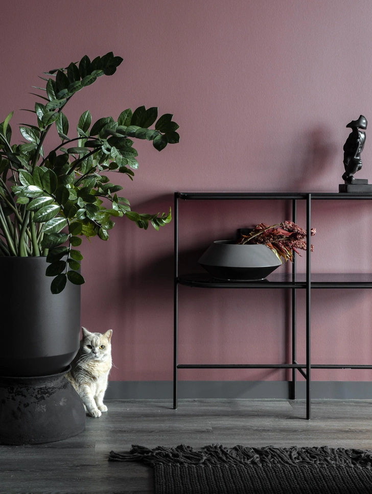 Кашпо, Юлия Поздняк. Скульптура «Тишина», Sculptura.by. | Источник: Виталина Ворошкевич. Стиль: Юлия Поздняк