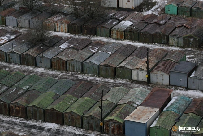 Кровные 25 кв. м. Гаражам дали права наравне с дорогами и новыми кварталами | Источник: Михаил Огнев / FONTANKA.RU