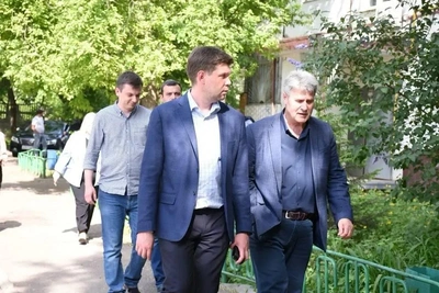 Ремонт крыши и замена окон в пострадавших зданиях Оренбурга