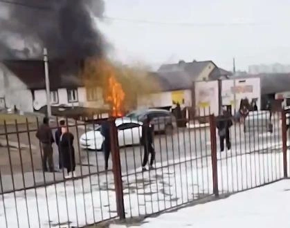 «Там кто-то кричал и громко плакал»: в Волгограде сгорел магазин в «Родниковой долине» | Источник: Антон Агафонов