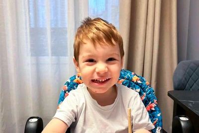 Чтобы сказать первое слово: трёхлетнему Андрею нужна реабилитация