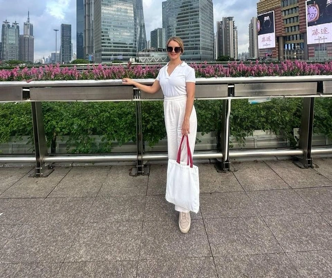А это поездка в Китай&nbsp;— тоже во время следствия | Источник: Лия Мифтахова / Instagram (экстремистская организация, деятельность запрещена на территории РФ)