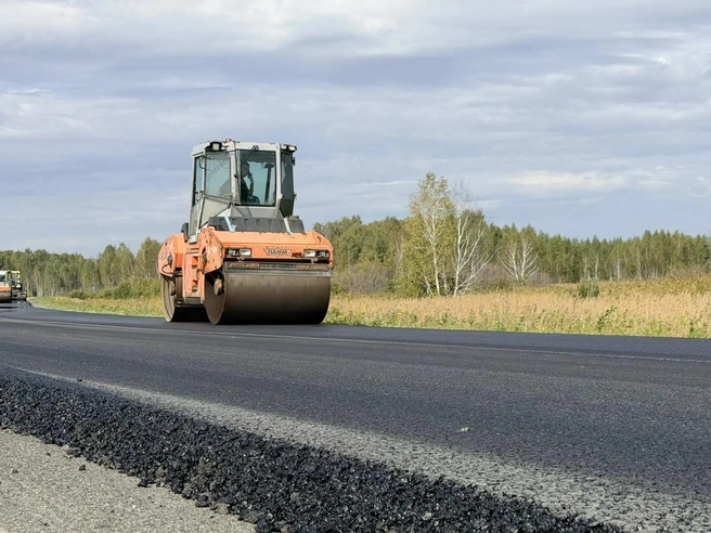Дорожники завершают ремонт трассы в Еткульском районе | Источник: mindortrans.gov74.ru