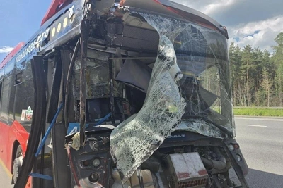 Авария на Горьковском: автобусы убрали с дороги