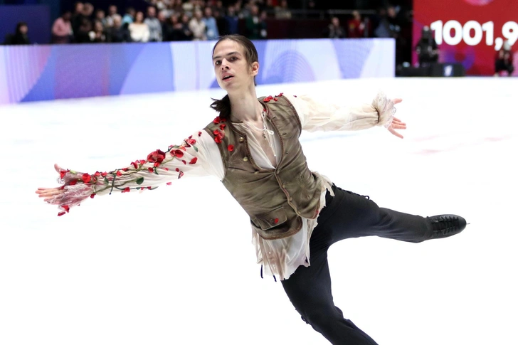 Петр Гуменник | www.starhit.ru