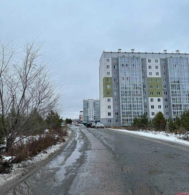 Три года жители нового ЖК не могут добиться ремонта дороги | Источник: предоставлено жильцами ЖК «Город Сказка»