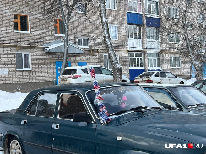 Праздничная «Волга» | Источник: Андрей Бирюков / UFA1.RU