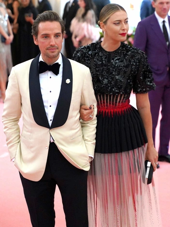 Александр Гилкс и Мария Шарапова на балу Института костюма, 6 мая 2019