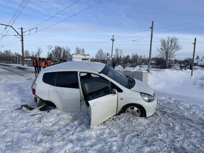 Сейчас правоохранители проводят проверки по факту ЧП | Источник: Госавтоинспекция Алтайского края