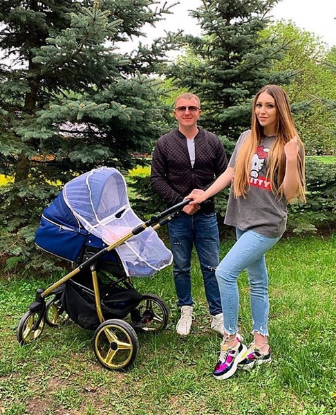 От Яббарова Алена родила старшего сына Богдана