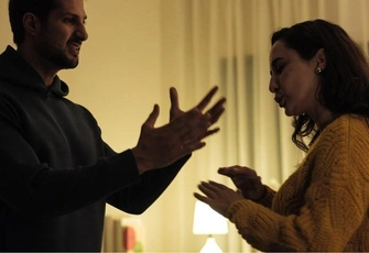 «Муж — высокомерный абьюзер, претендующий на мою квартиру. Пьет, оскорбляет, унижает. Что делать с такими отношениями?»