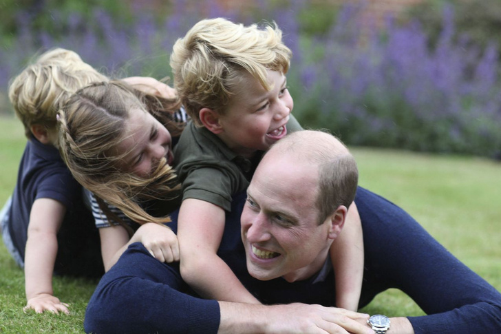 Две новые очаровательные фотографии королевской семьи в день рождения принца Уильяма
