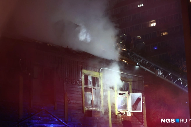 Предварительно, один человек погиб | Источник: Александр Ощепков / NGS.RU