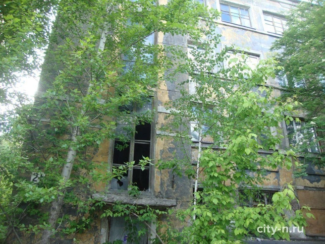 Само здание сейчас находится в плачевном состоянии | Источник: www.city-n.ru