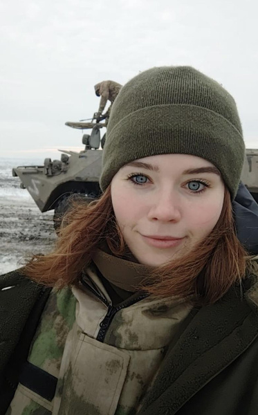 Александр Морозов ответил, собирается ли жениться на 27-летней военной журналистке Елене Соколовой